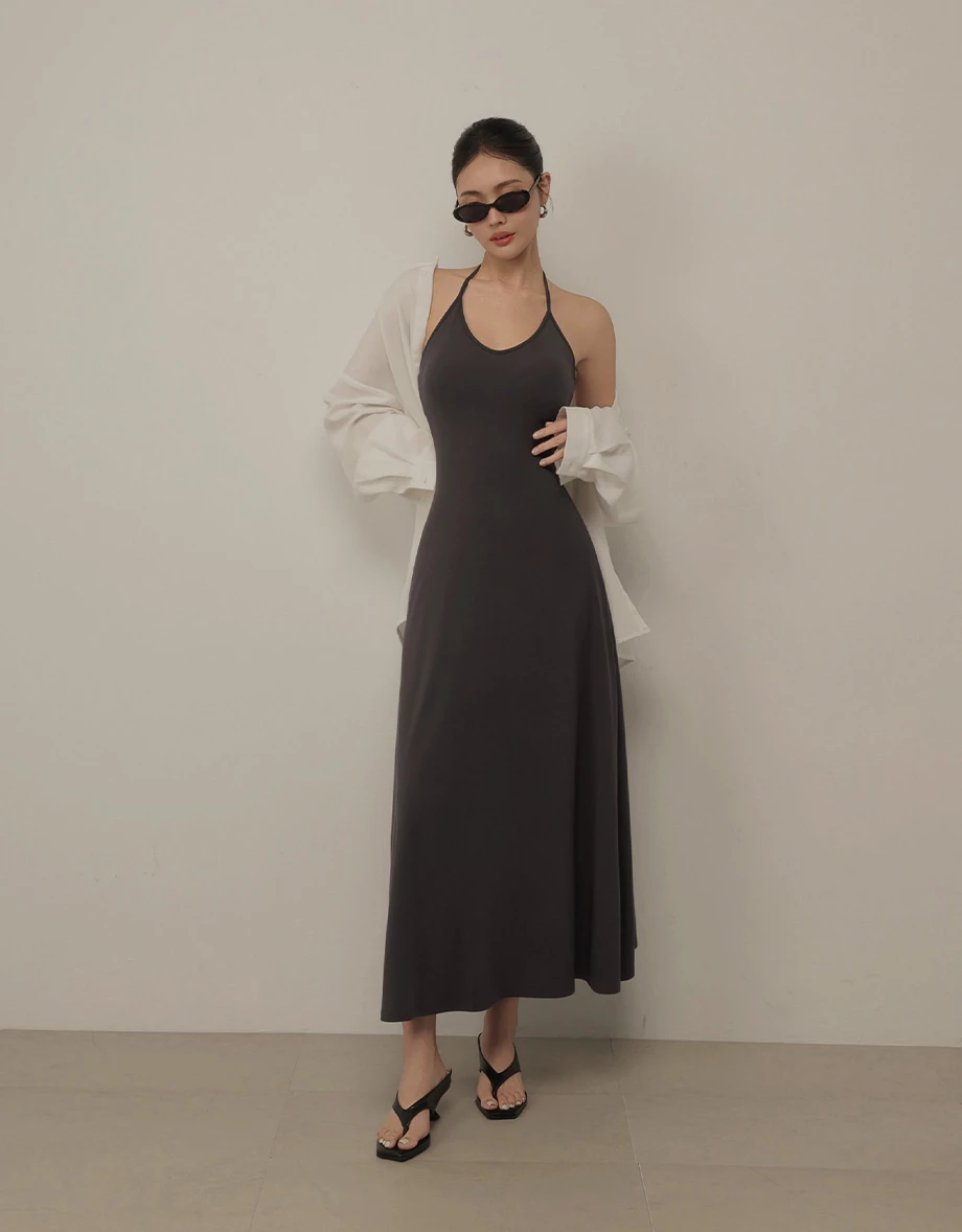 圓V領繞頸肩帶合身傘擺BRA長洋裝