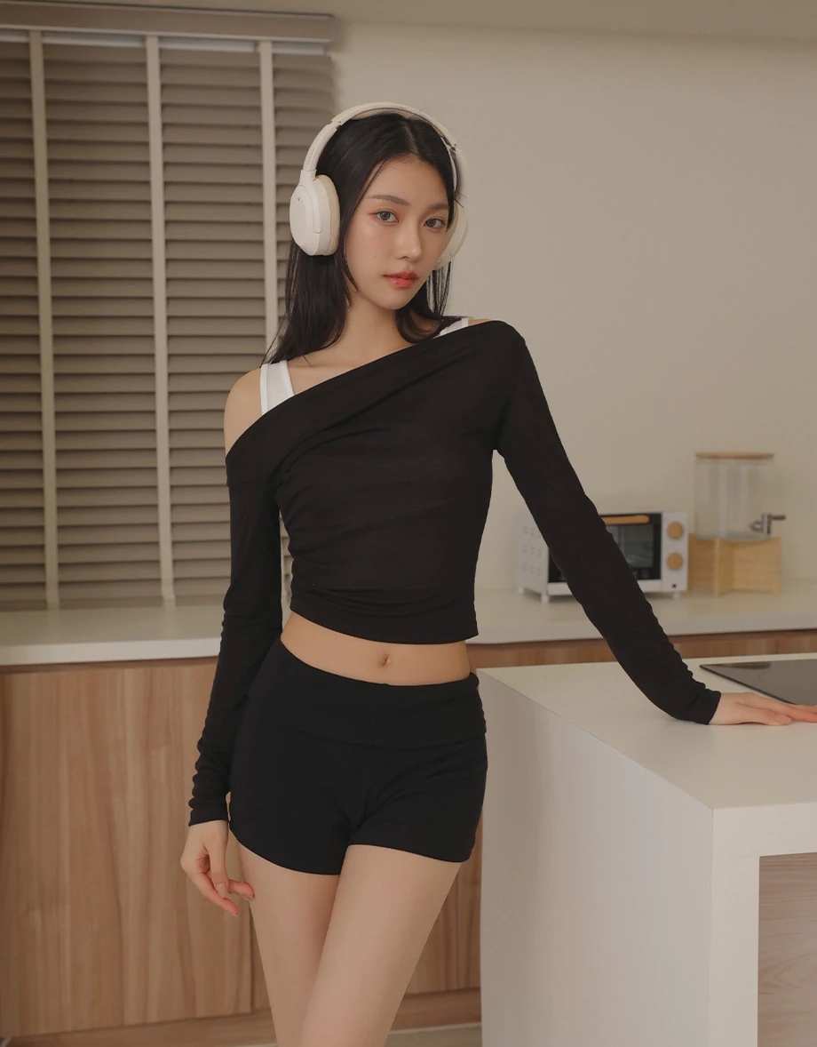 2WAY不對稱一字領側抓皺長袖短版上衣坦克背心撞色套裝