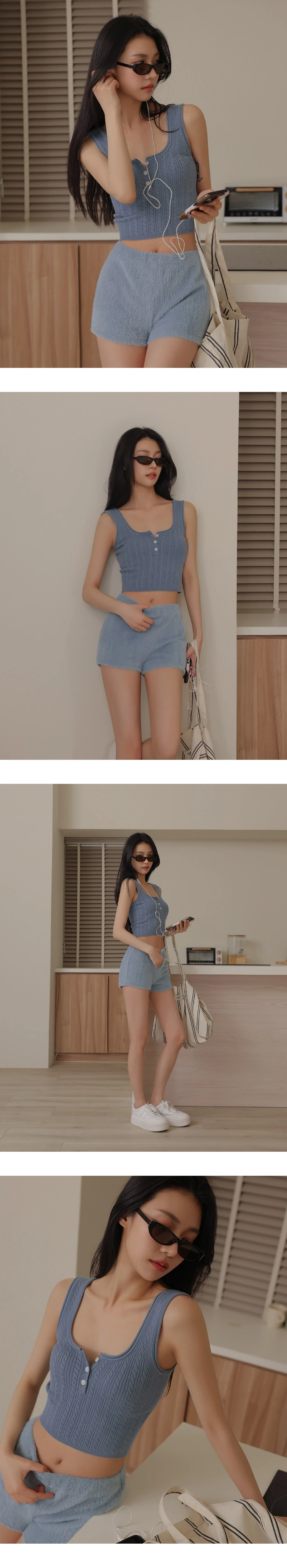 方領排扣半開襟短版麻花針織背心 方領排扣半開襟短版麻花針織背心