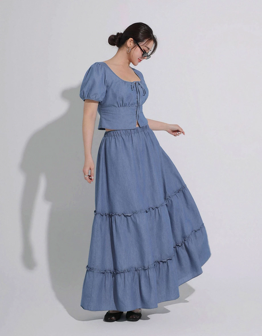 方領抓皺綁帶澎袖短版水洗牛仔上衣