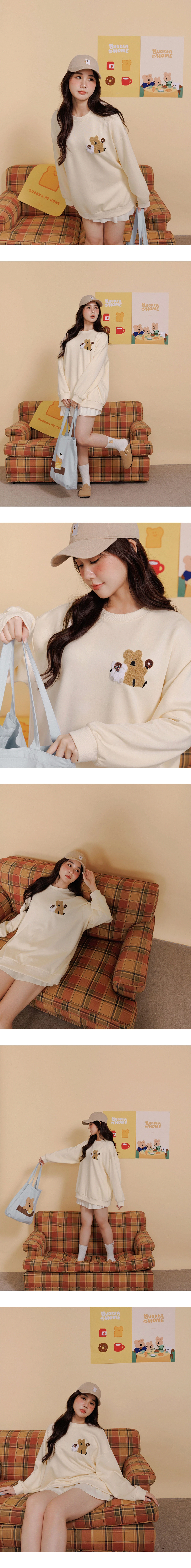 【DINOTAENG】毛巾繡小圖圓領長袖空氣棉寬版大學 TEE