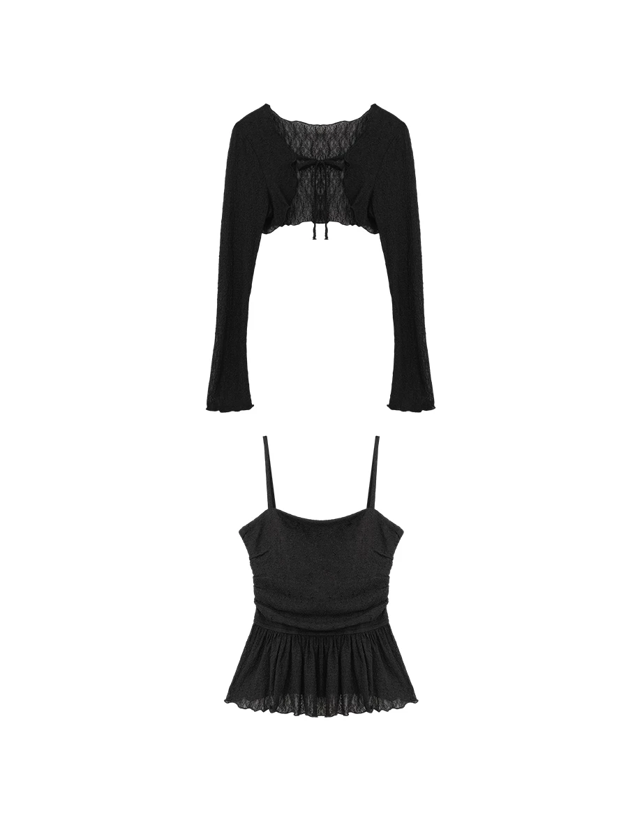 綁帶開襟木耳邊長袖蕾絲罩衫荷葉下擺細肩帶背心套裝(附胸墊)