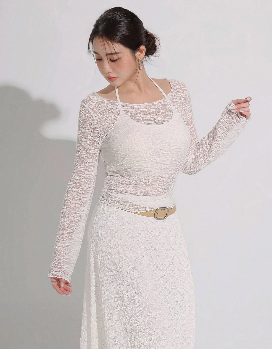 圓領長袖波紋花朵蕾絲透膚短版上衣