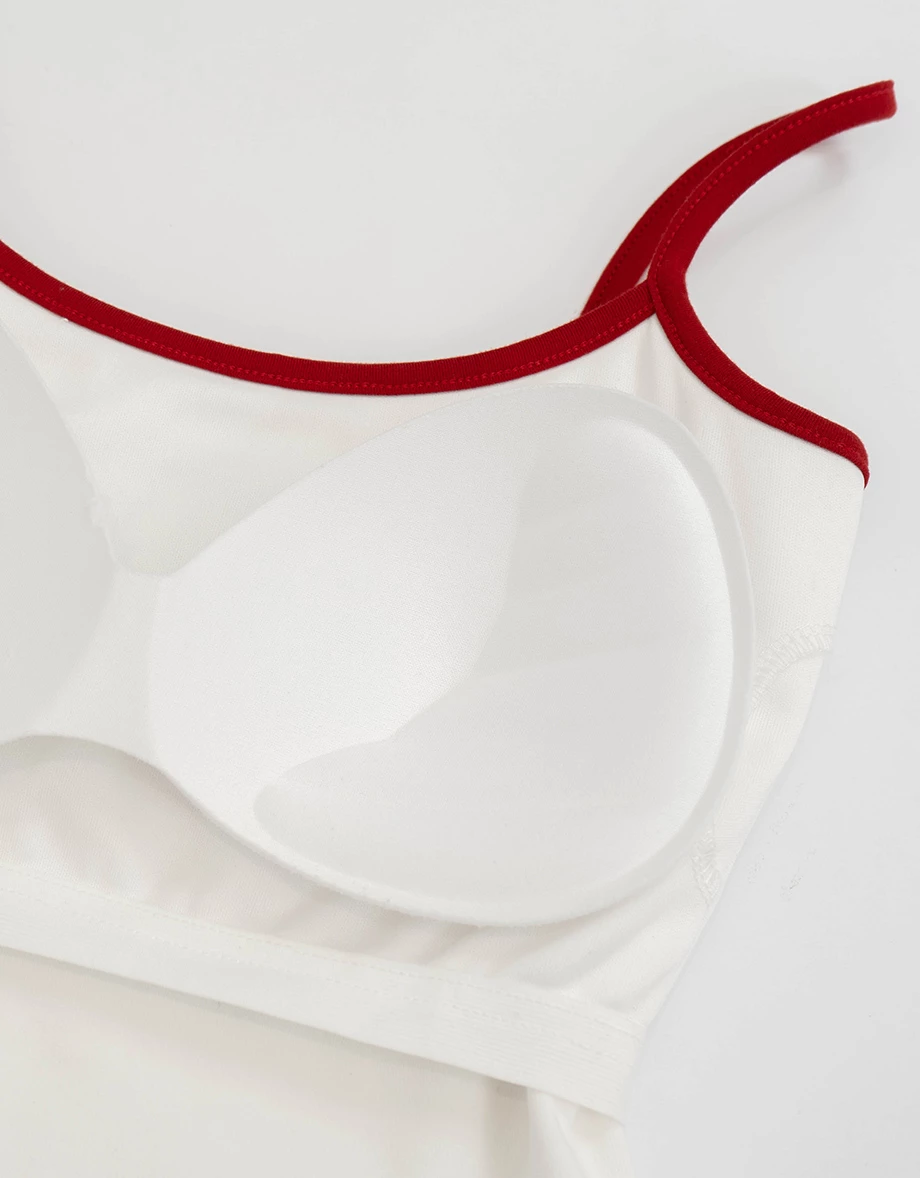 【Hello Kitty Collaboration】Contrast Trim Print Cropped Padded Cami Bra Top