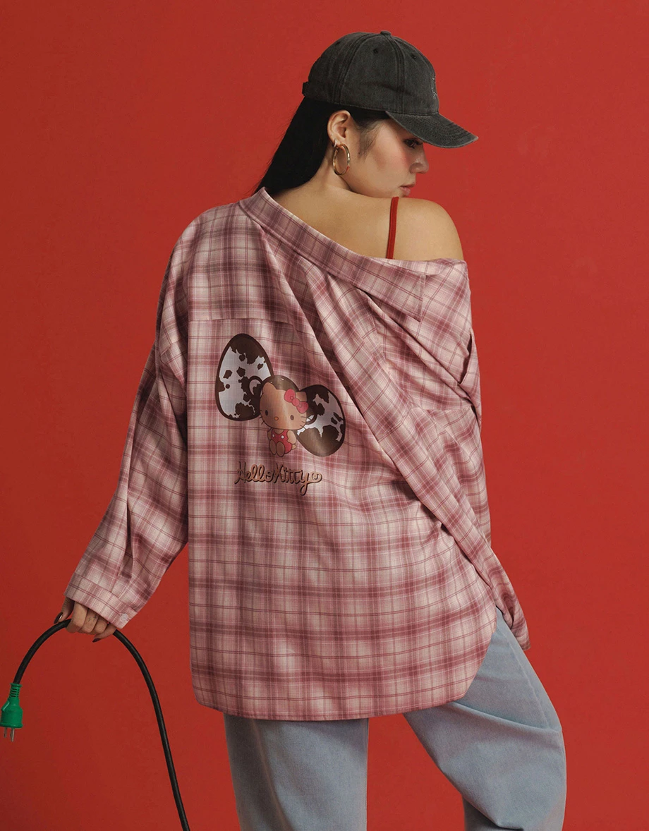 【Hello Kitty Collaboration】Back Embroidery Vintage Plaid Long Sleeve Shirt Blouse 【Hello Kitty Collaboration】Back Embroidery Vintage Plaid Long Sleeve Shirt Blouse