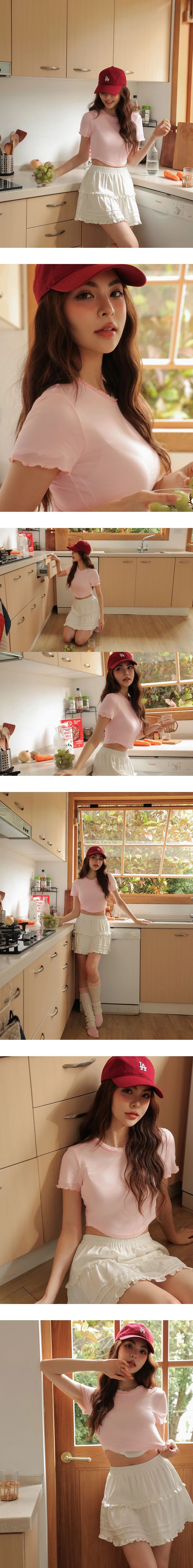 圓領木耳邊圓弧下擺短袖短版上衣