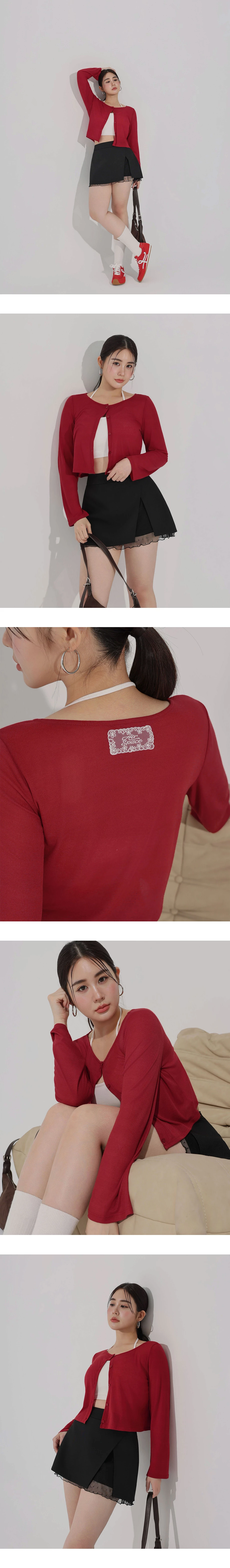 圓領蕾絲LOGO刺繡領標長袖短版排扣開襟針織衫