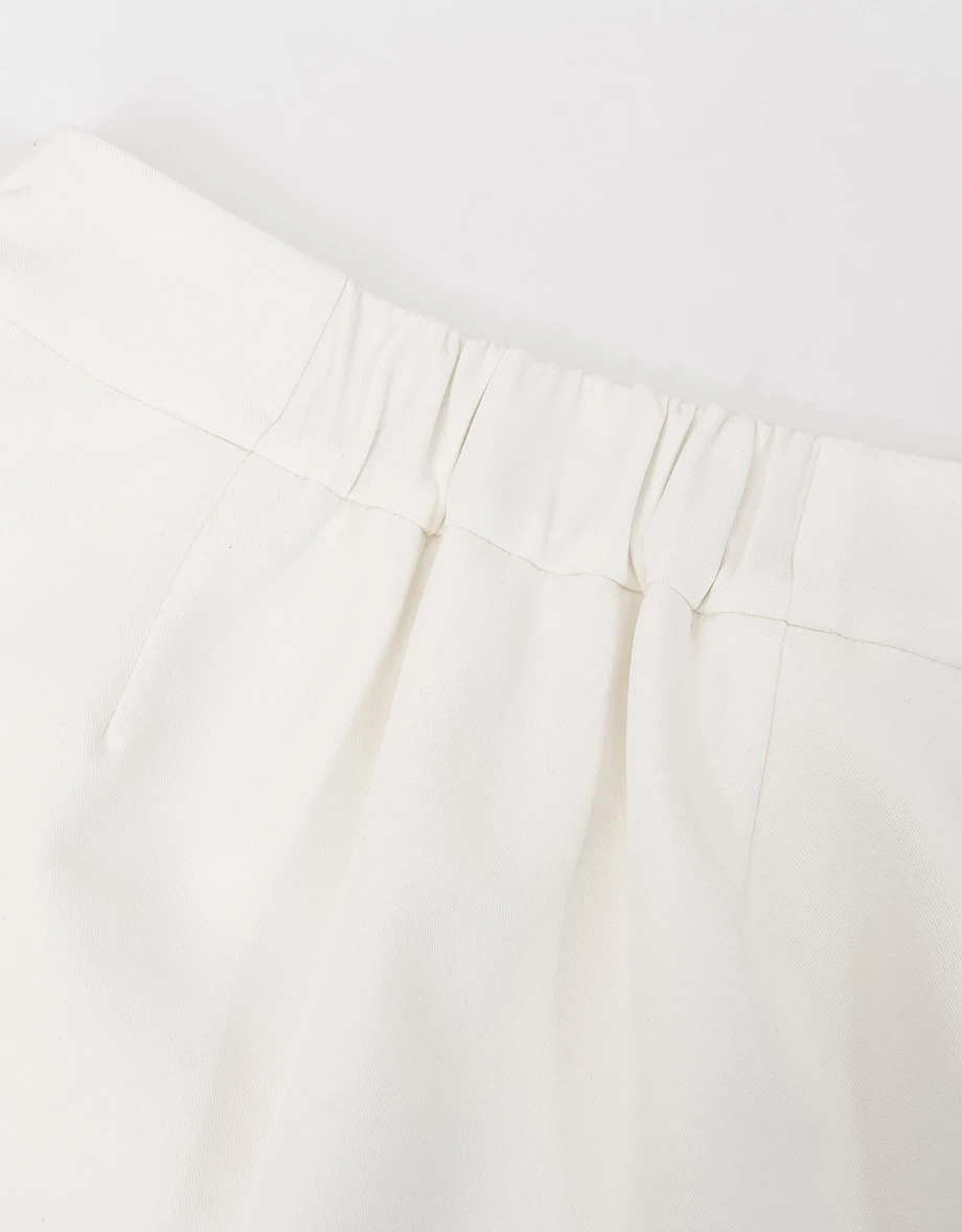 交叉側開衩點點網紗襯裡褲裙