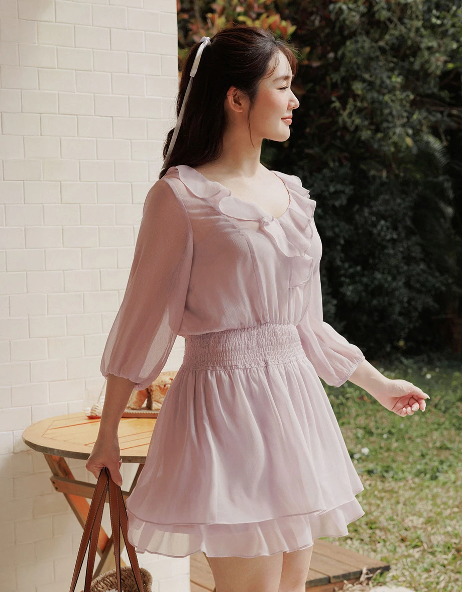 V領荷葉邊七分袖皺褶收腰雙層傘擺透膚雪紡短洋裝