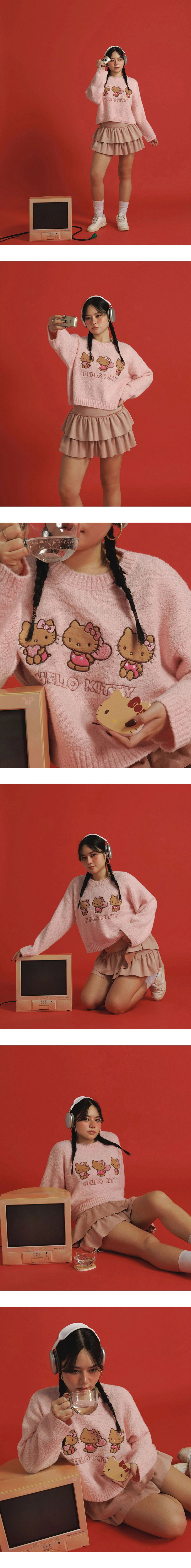 【Hello Kitty Collaboration】Appliqué Patch Long Sleeve Crop Sweater 【Hello Kitty Collaboration】Appliqué Patch Long Sleeve Crop Sweater