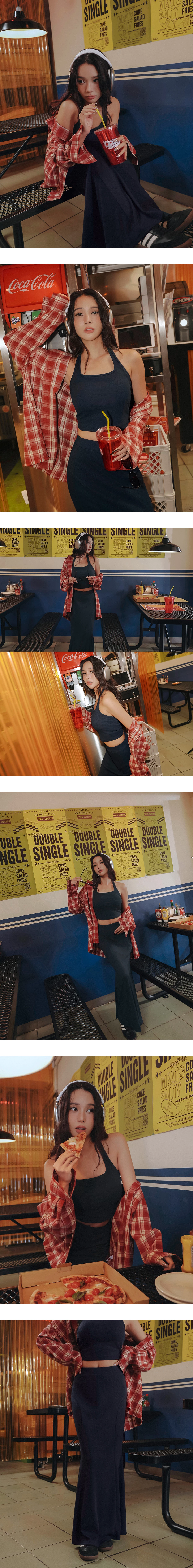 Halter Square Neck Ribbed Cropped Padded Tank Top Halter Square Neck Ribbed Cropped Padded Tank Top