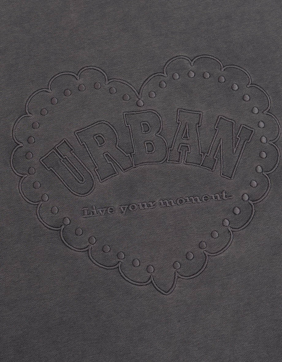 Distressed Raw Edge Heart Embossed Long Sleeve Sweatshirt