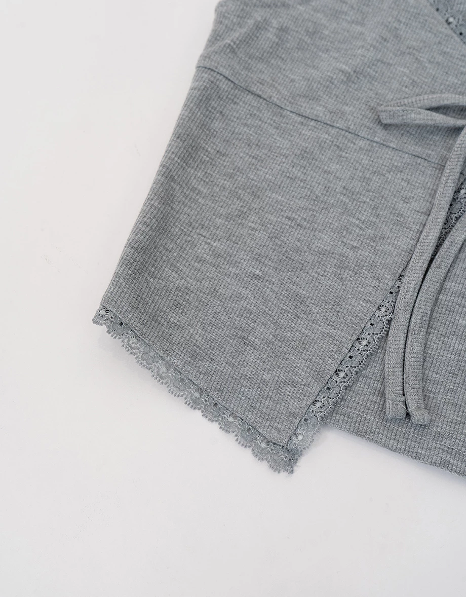 假兩件大圓領蕾絲滾邊綁帶羅紋短袖短版上衣