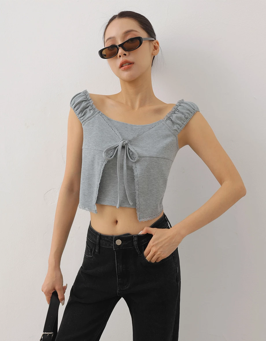 假兩件大圓領蕾絲滾邊綁帶羅紋短袖短版上衣