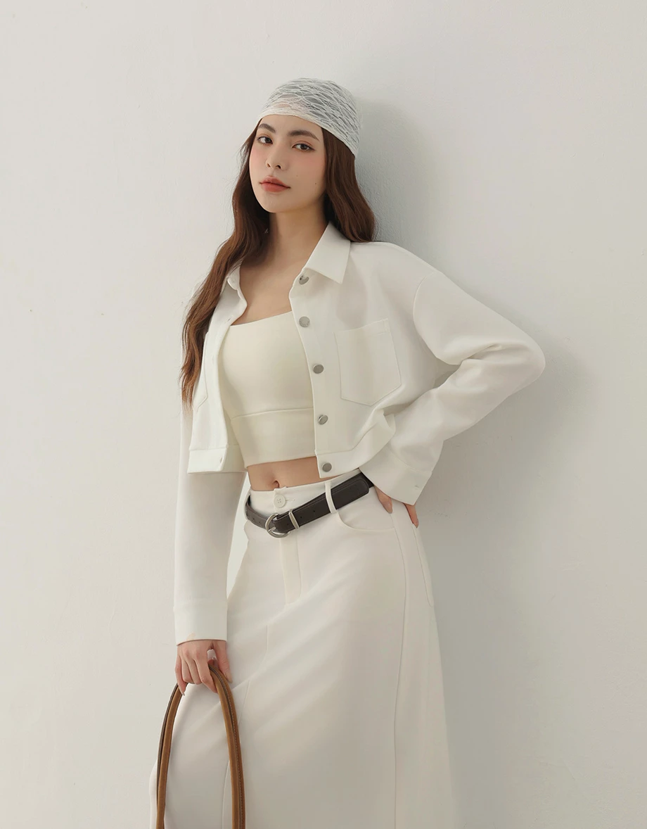 【AIR空氣棉零重力】金屬扣長袖短版上衣