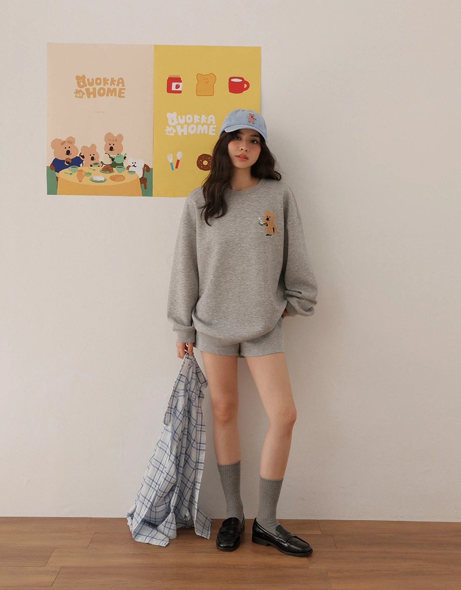 【DINOTAENG】毛巾繡小圖圓領長袖空氣棉寬版大學 TEE