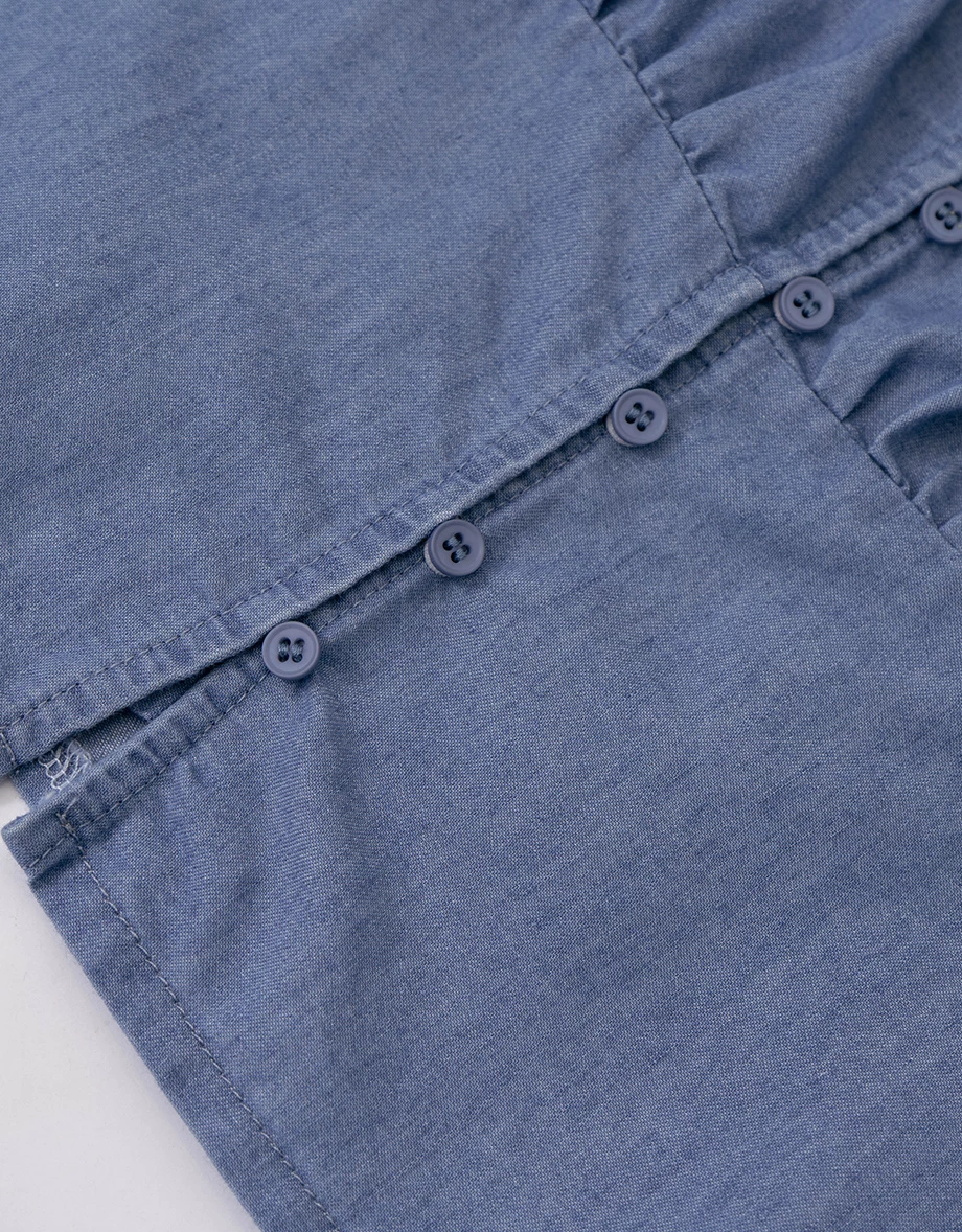 方領抓皺綁帶澎袖短版水洗牛仔上衣