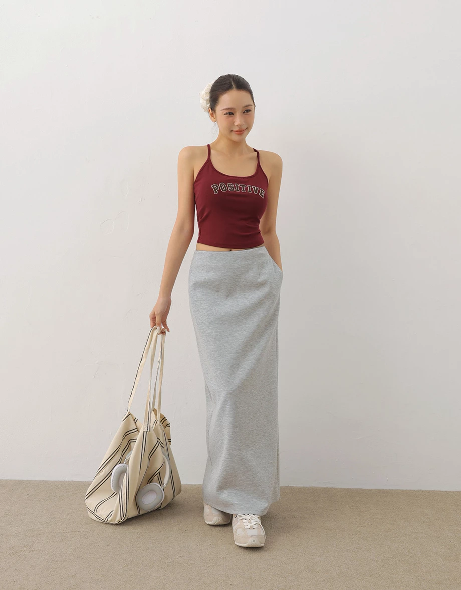 貼布繡字母方U領削肩細肩帶BRA背心