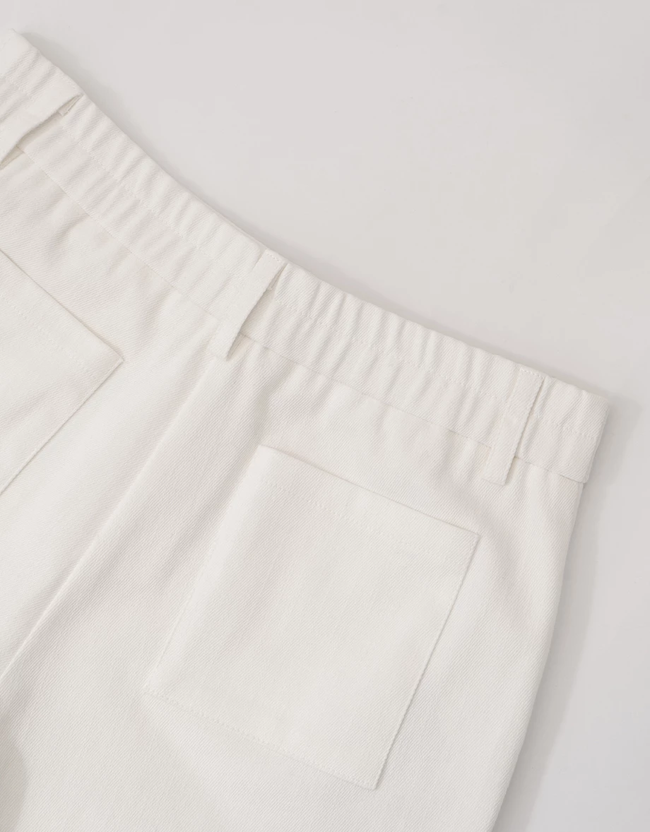 簡約風中腰斜紋短褲