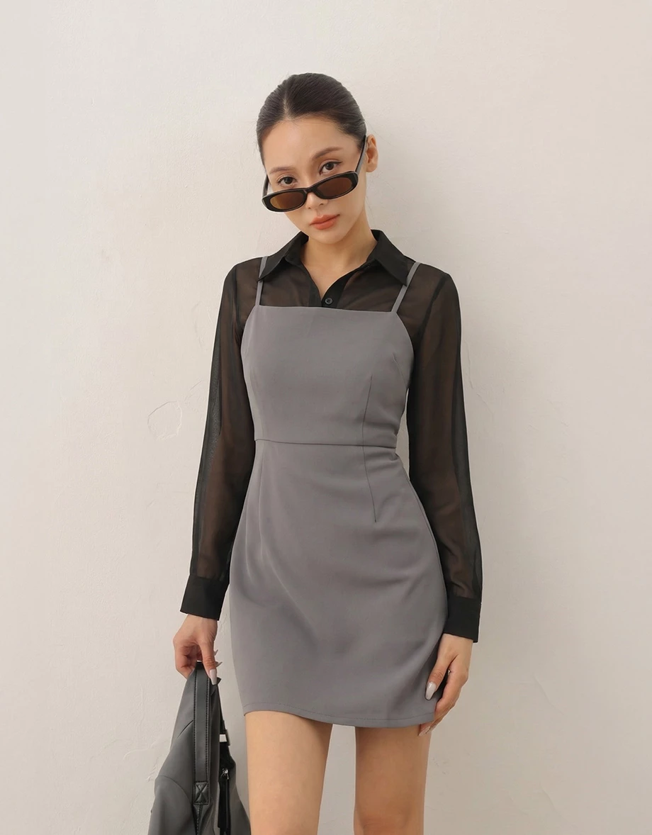 平口細肩帶壓褶西裝短洋裝
