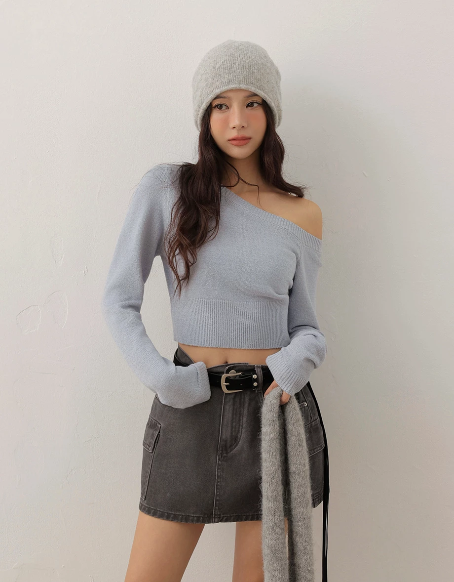 Asymmetric Neckline Long Sleeve Knit Crop Top