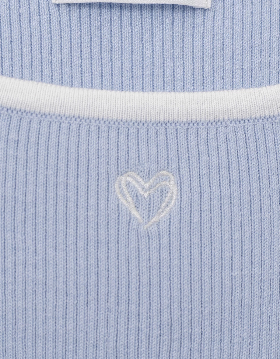 撞色滾邊愛心刺繡圓領短版羅紋針織背心 撞色滾邊愛心刺繡圓領短版羅紋針織背心