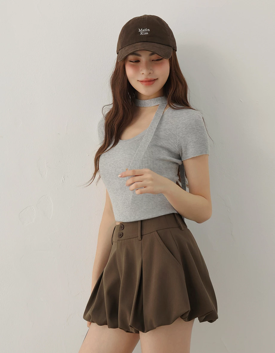 U領後鏤空短袖短版羅紋針織衫(附細領巾)