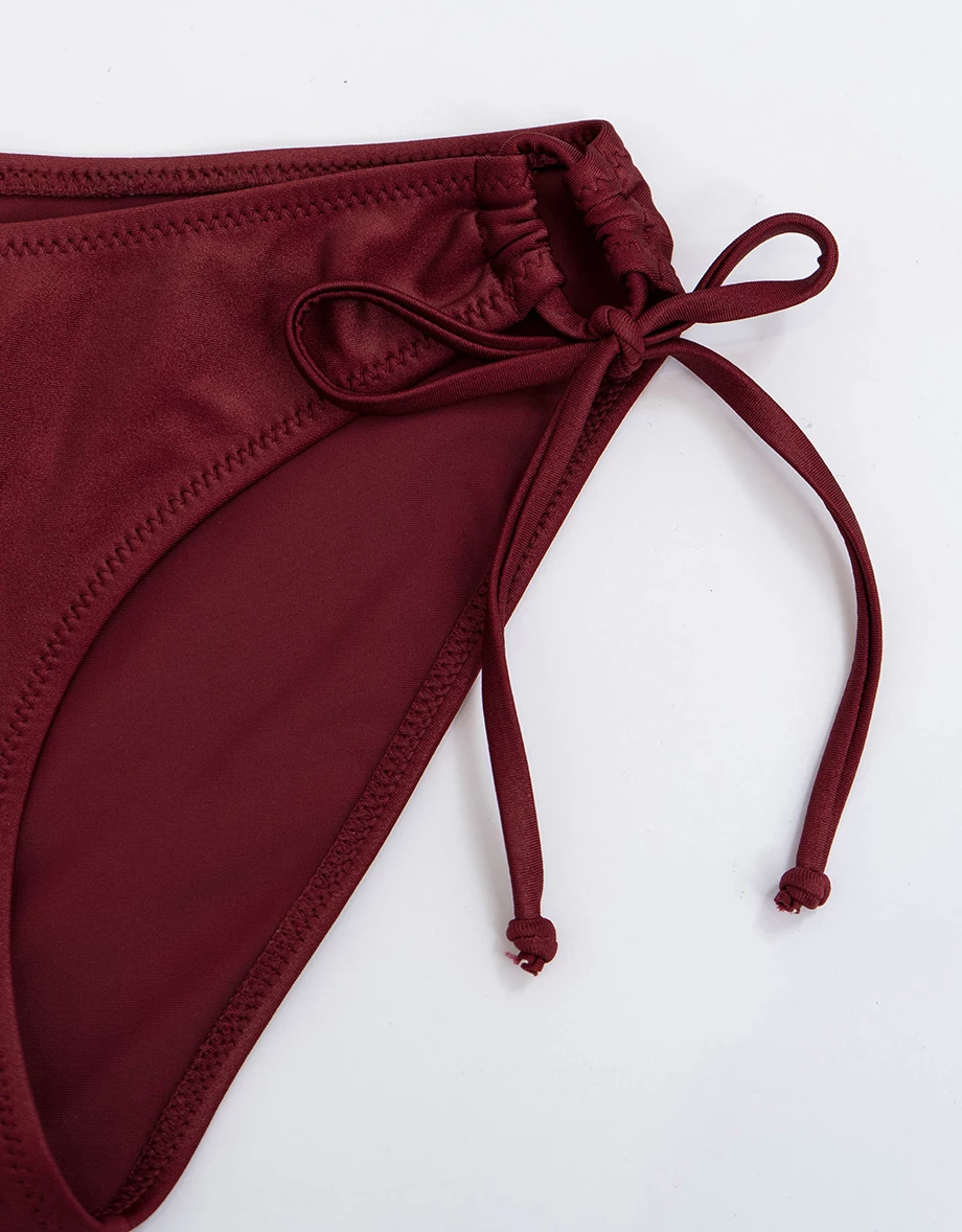 低腰雙側綁帶泳褲 低腰雙側綁帶泳褲