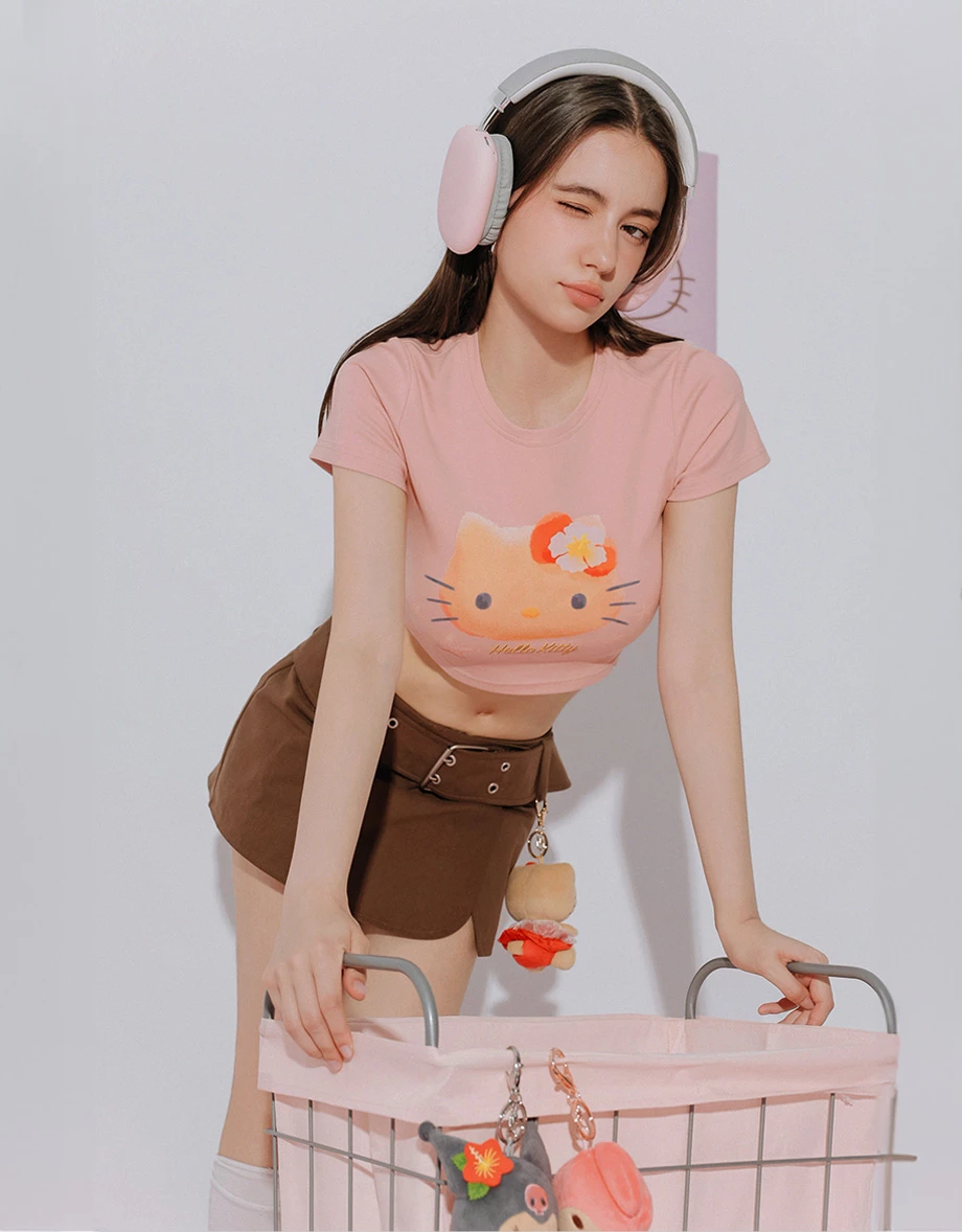 【三麗鷗聯名】烤焦版KITTY海星扶桑花印花短袖短版TEE
