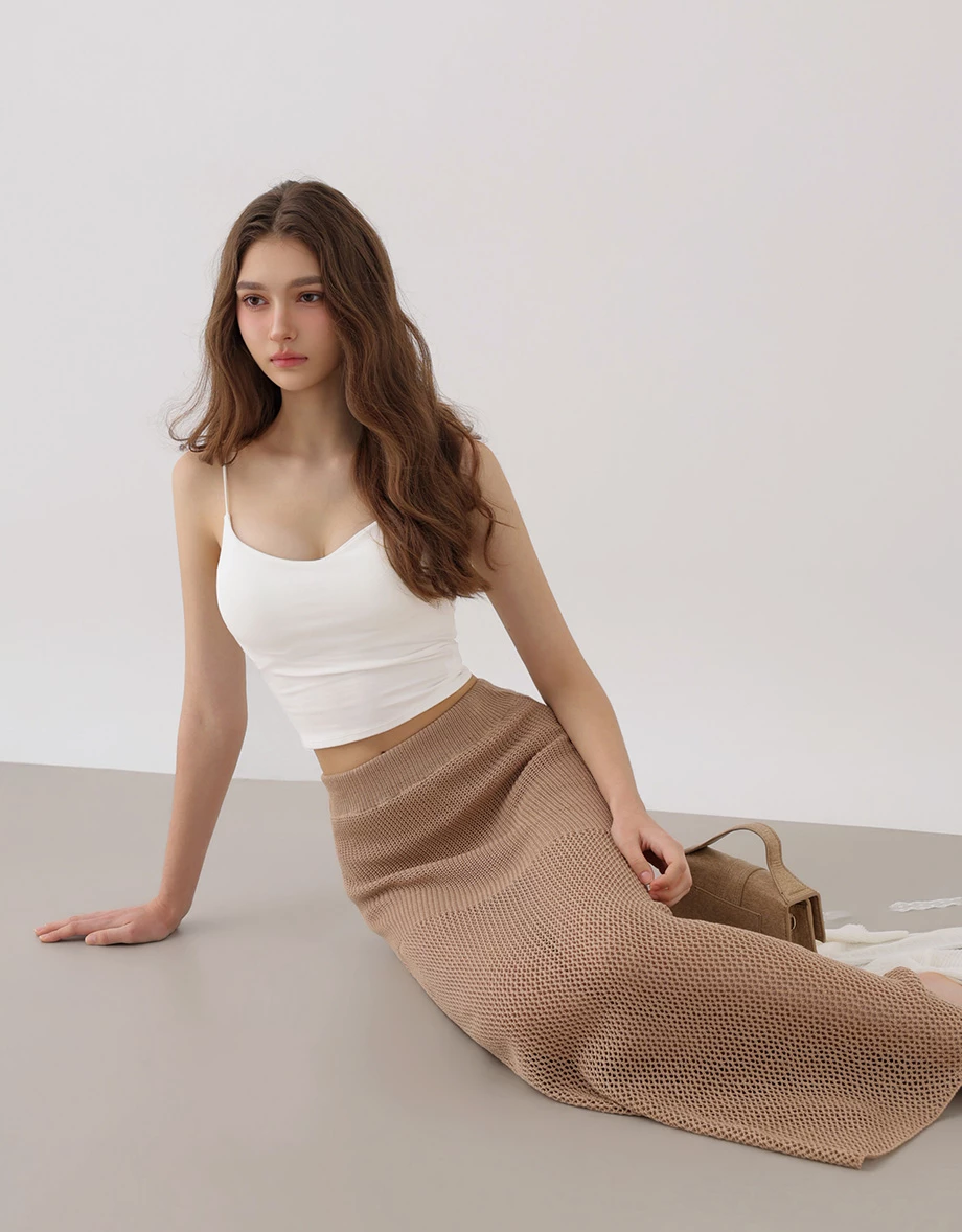 Low V Neck Deep Open Back Ribbed Padded Bra Top Low V Neck Deep Open Back Ribbed Padded Bra Top