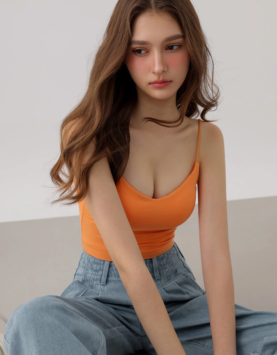 Low V Neck Deep Open Back Ribbed Padded Bra Top Low V Neck Deep Open Back Ribbed Padded Bra Top
