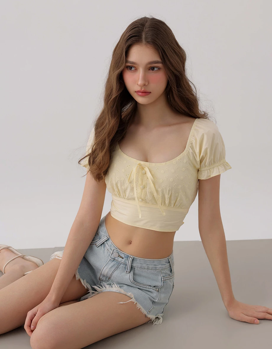 Frayed Fringe Hem Vintage Washed Jeans Denim Shorts