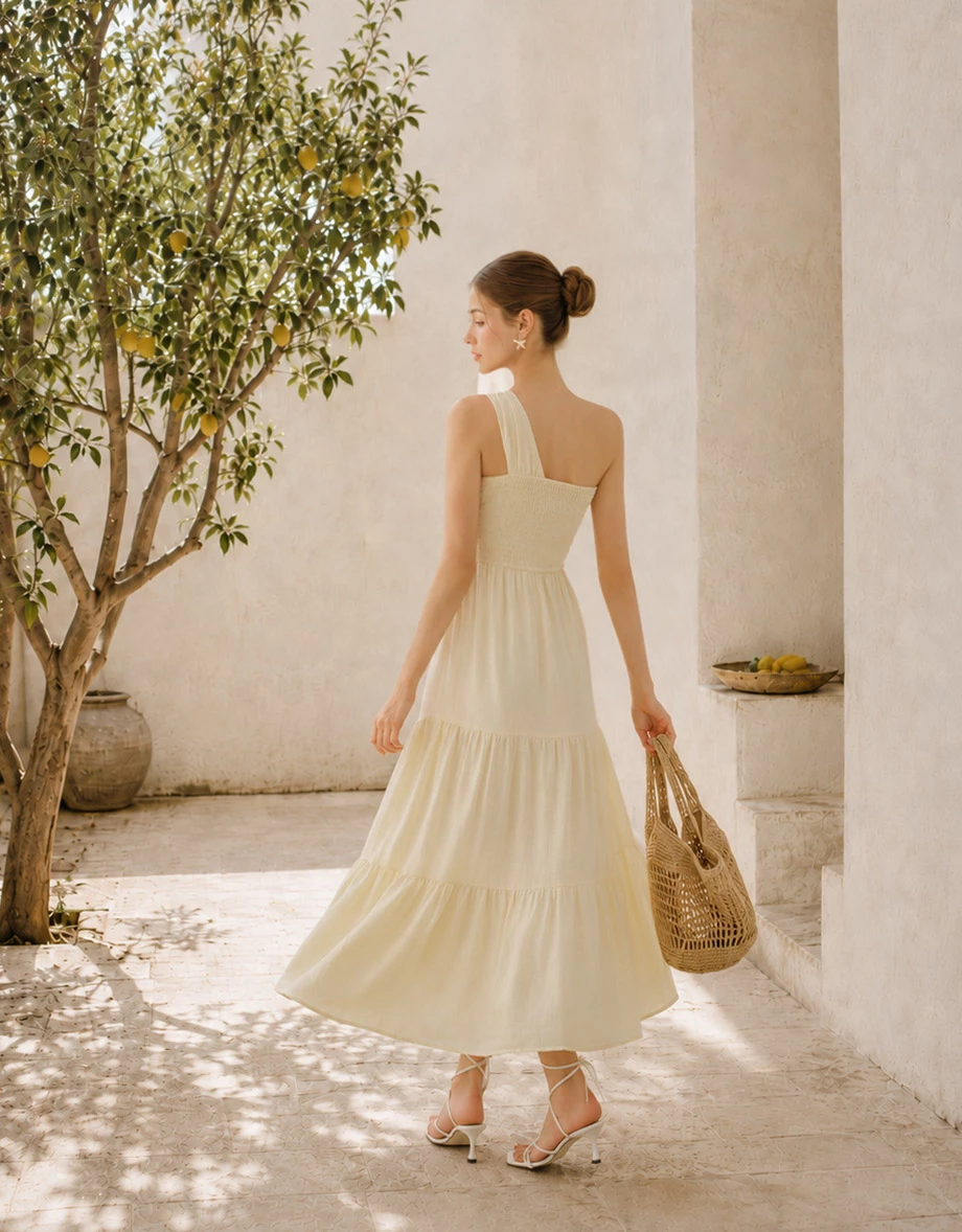 【Online Exclusive】Asymmetric One Shoulder Twist Knot Slit Padded Tiered Maxi Dress 【Online Exclusive】Asymmetric One Shoulder Twist Knot Slit Padded Tiered Maxi Dress