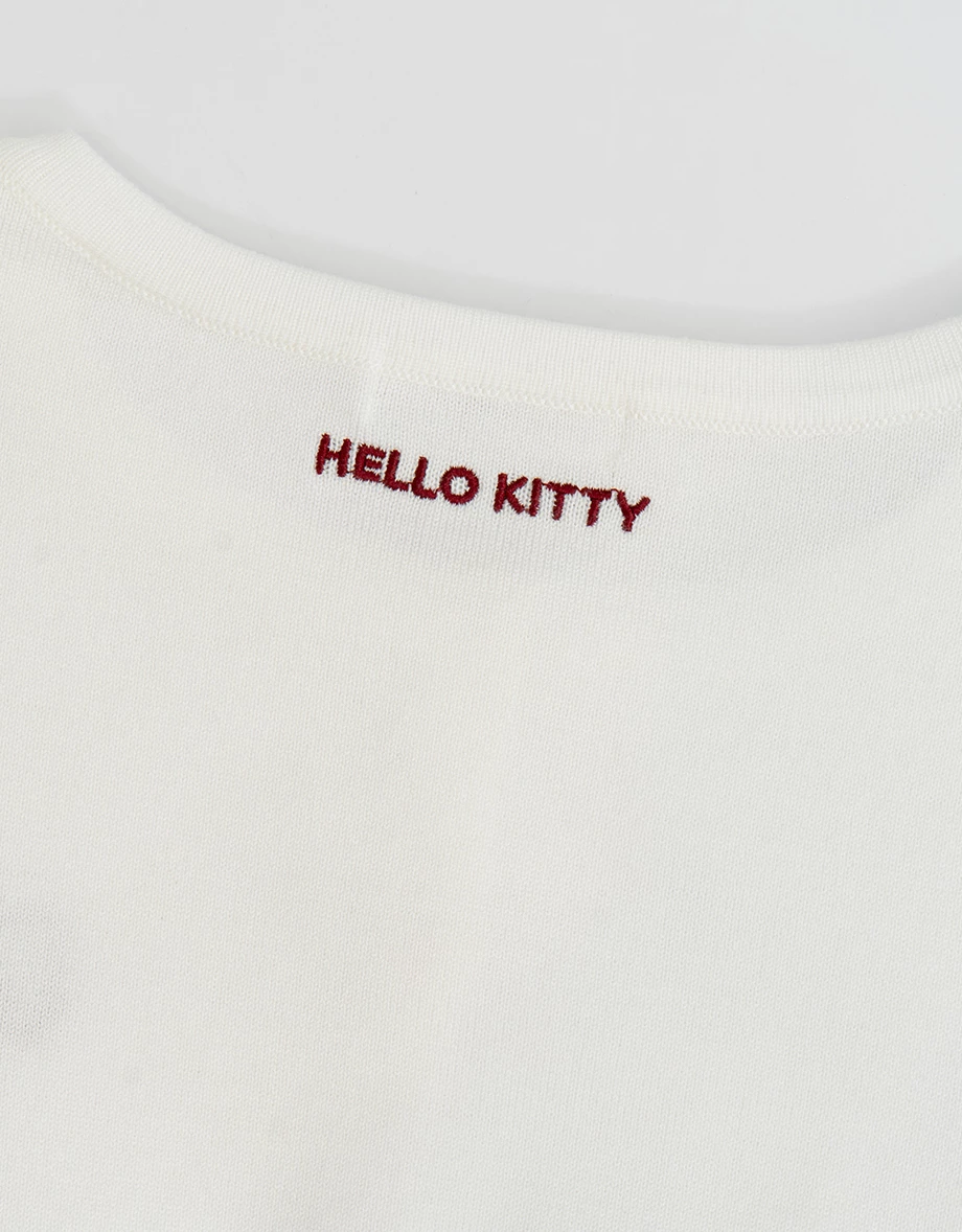 【三麗鷗聯名】KITTY刺繡圖案圓領小花排扣短袖開襟針織衫 【三麗鷗聯名】KITTY刺繡圖案圓領小花排扣短袖開襟針織衫