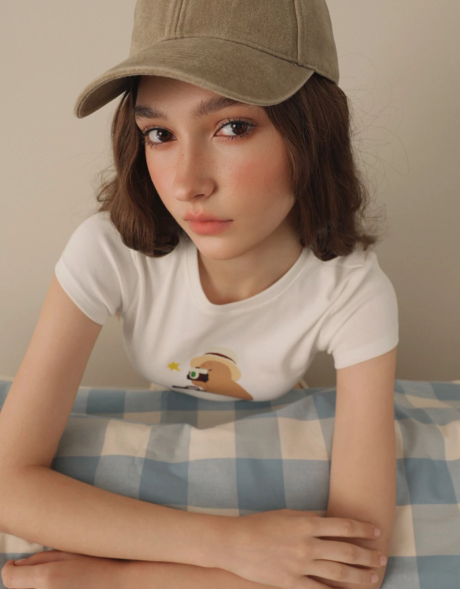 【DINOTAENG】彩色印花圓領短袖短版TEE