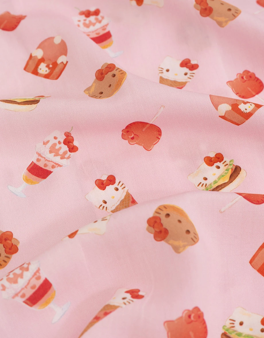 【Hello Kitty聯名】滿版印花短袖上衣短褲家居服套裝
