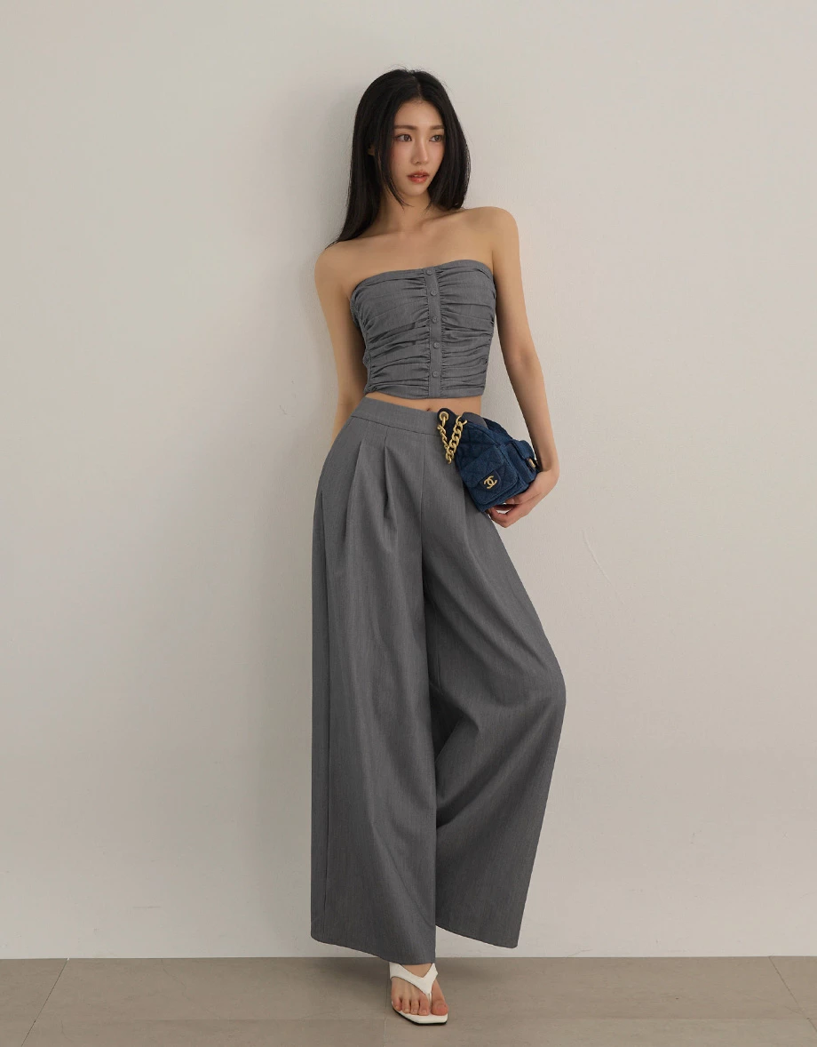 桃心領抓皺排扣短版平口上衣(附胸墊)