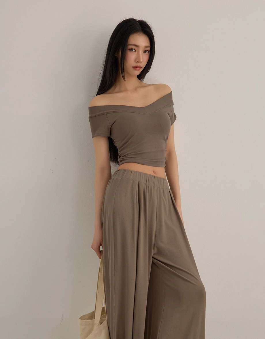 V型一字領拉格蘭短袖側抓皺短版BRA TOP