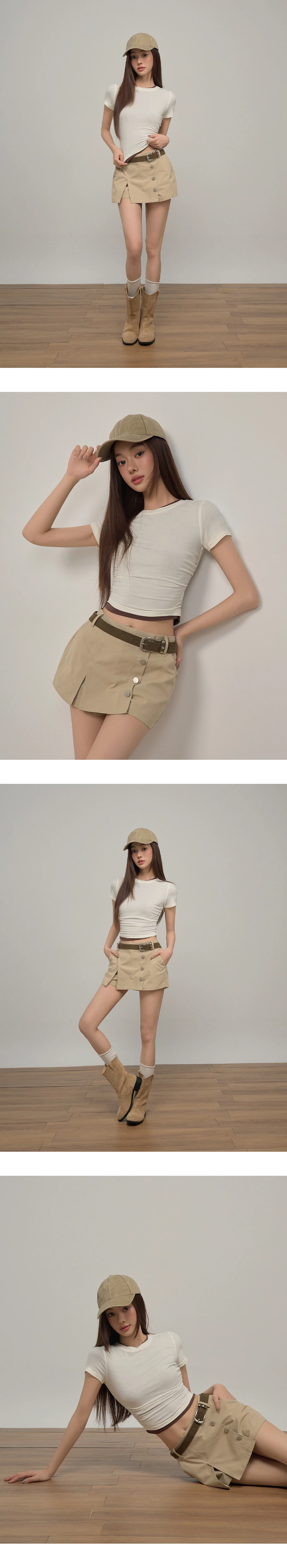 Classic Round Neck Side Ruched Slim Fit Tee Classic Round Neck Side Ruched Slim Fit Tee