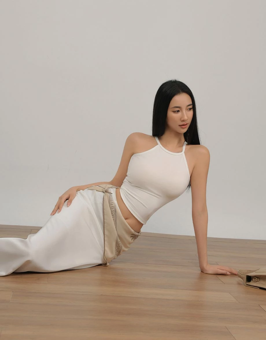 AiR零著感莫代爾圓領削肩BRA TOP