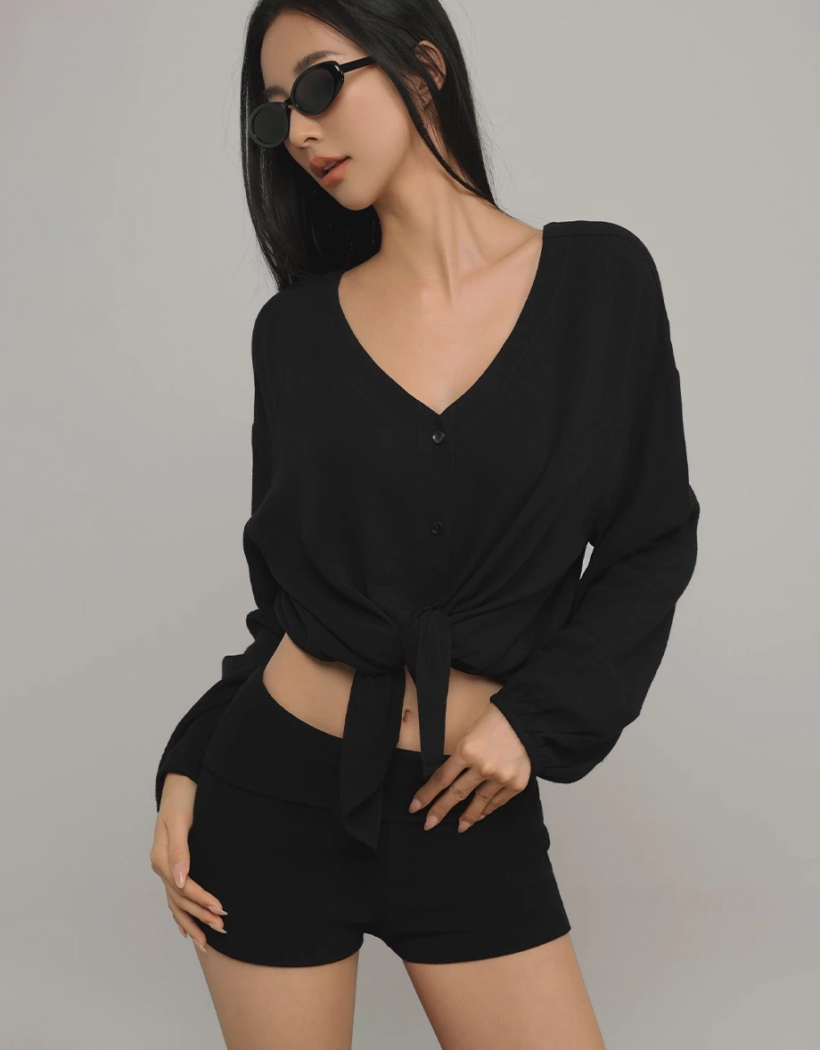 2 Way Tie Front Button Up Oversized Shirt Blouse 2 Way Tie Front Button Up Oversized Shirt Blouse