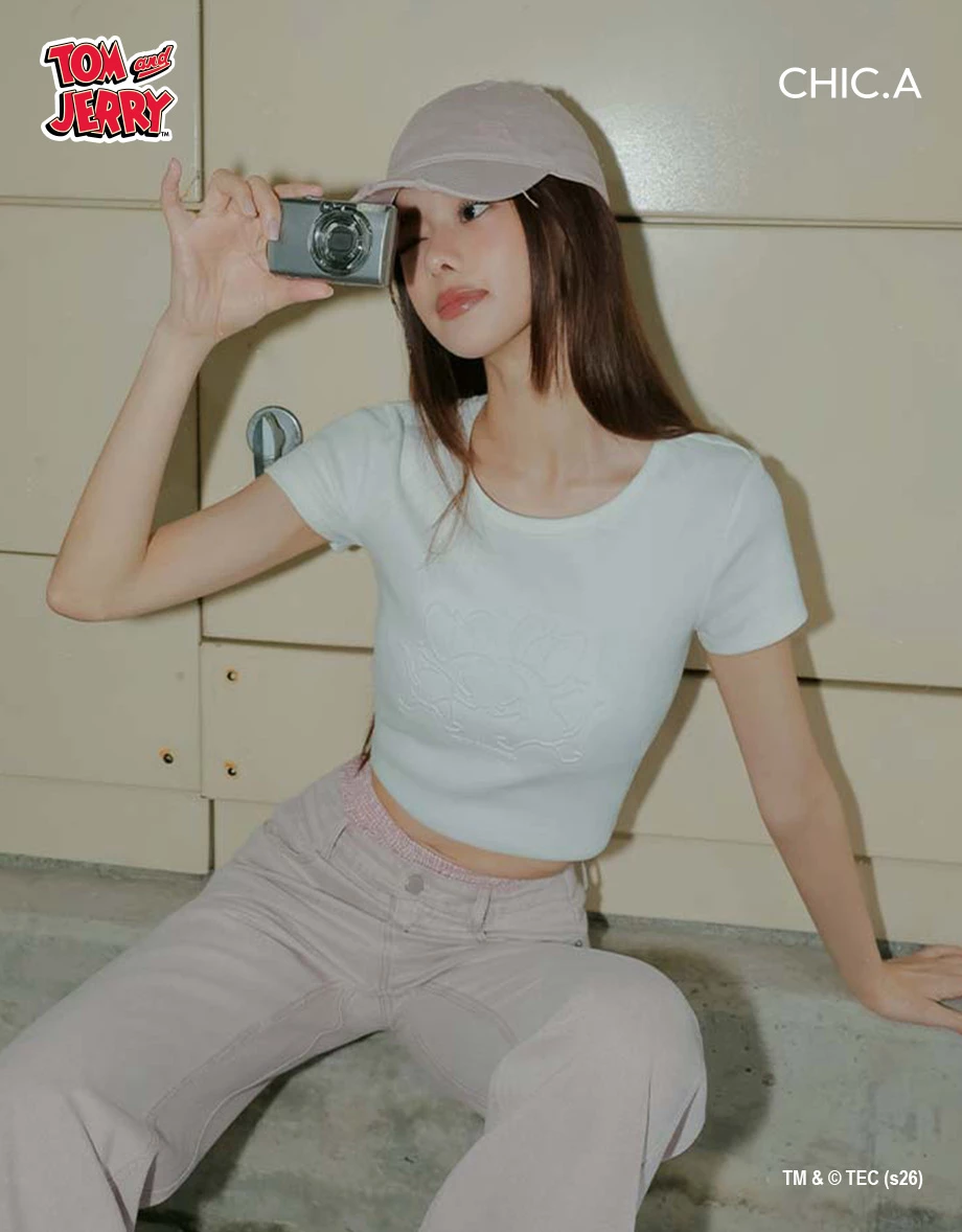 【湯姆貓與傑利鼠】 鋼印圖案圓領短袖短版羅紋TEE
