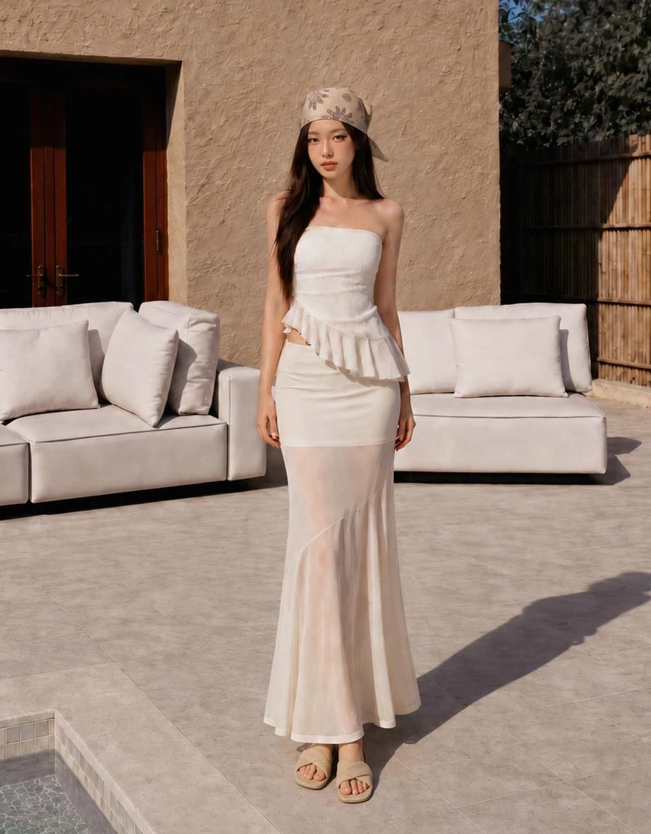 Textured Strapless Asymmetric Ruffle Hem Padded Tube Top