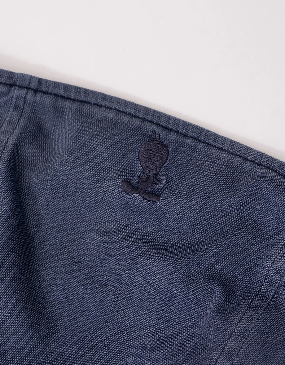 【樂一通】 刺繡小圖牛仔平口上衣(附胸墊) 【樂一通】 刺繡小圖牛仔平口上衣(附胸墊)