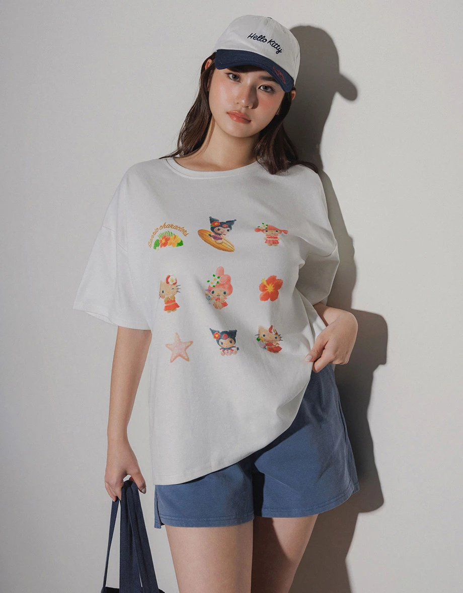 【三麗鷗聯名】海島假期九宮格印花短袖寬版TEE