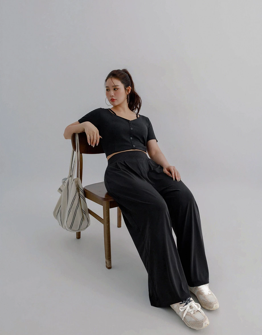 Double Strap V Neck Ribbed Button Front Crop Cardigan Top Double Strap V Neck Ribbed Button Front Crop Cardigan Top