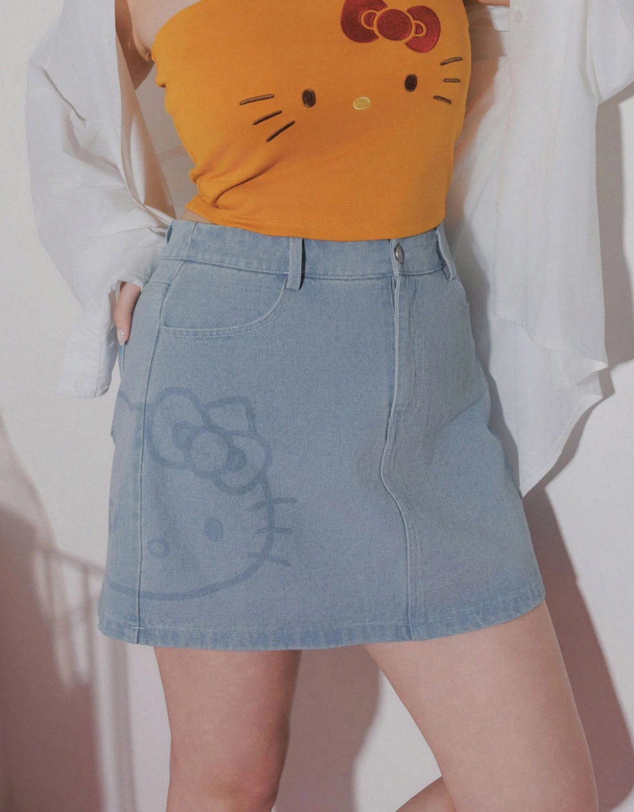 【三麗鷗聯名】 KITTY印花字母水洗牛仔短裙