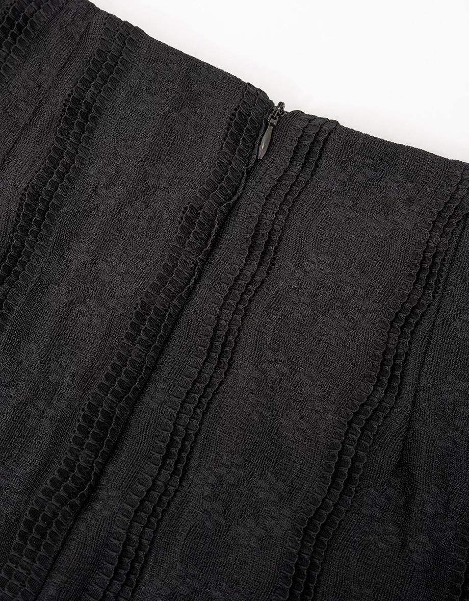 刺繡蕾絲荷葉花邊下擺修身短裙