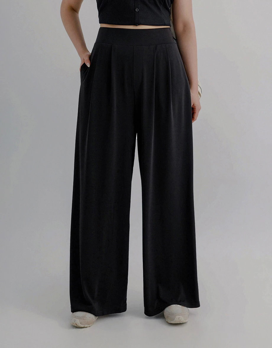 AIRY HOURGLASS Wide Stretch Waist Pleated Wide Leg Pants AIRY HOURGLASS Wide Stretch Waist Pleated Wide Leg Pants
