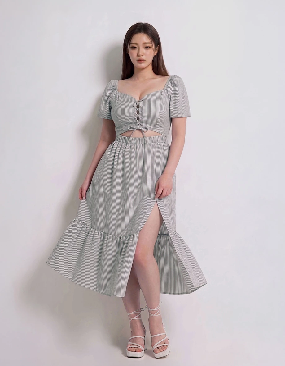 桃心領交叉綁帶腰鏤空澎袖條紋蛋糕短洋裝